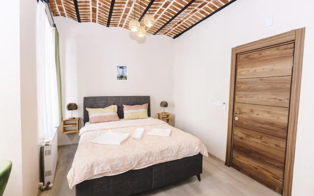 Stylish Private Room at the Taksim