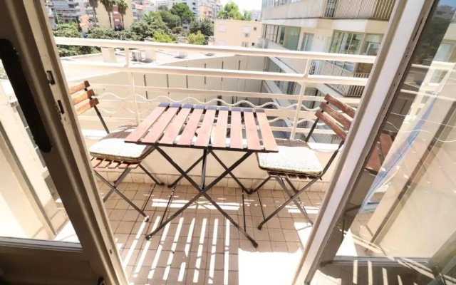 1 Bedroom Henri IV on the Croisette 240