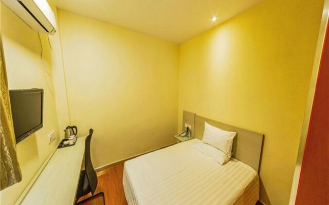 Отель Hanting Express Shanghai Hongqiao Zhongshan West Road комната для гостей