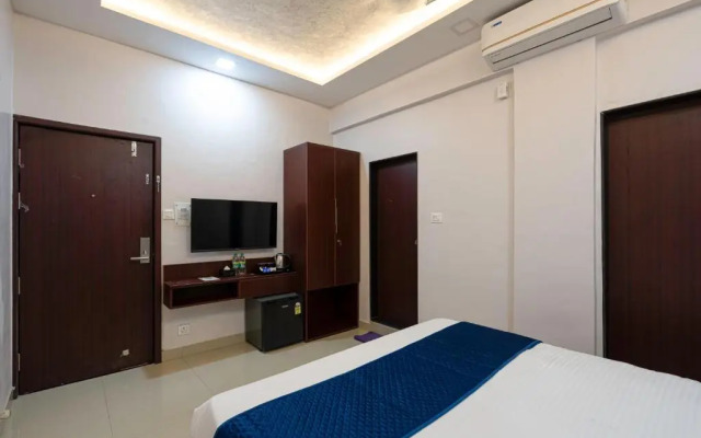 StayBird Divine Suites Business Hotel