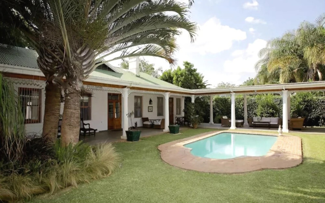 Lawley House