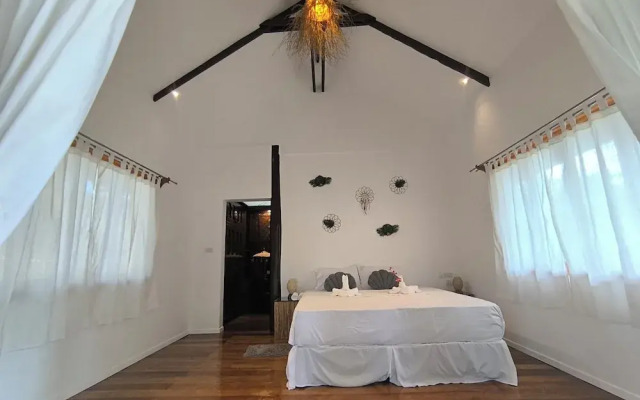 U Story Resort