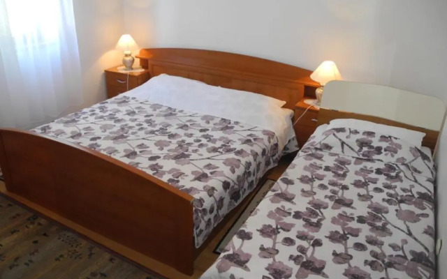 Apartment Elma 31 pax 1st floor