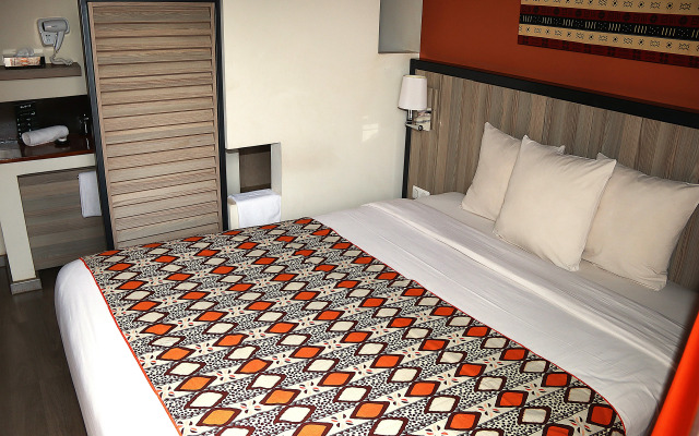 Onomo Hotel Bamako