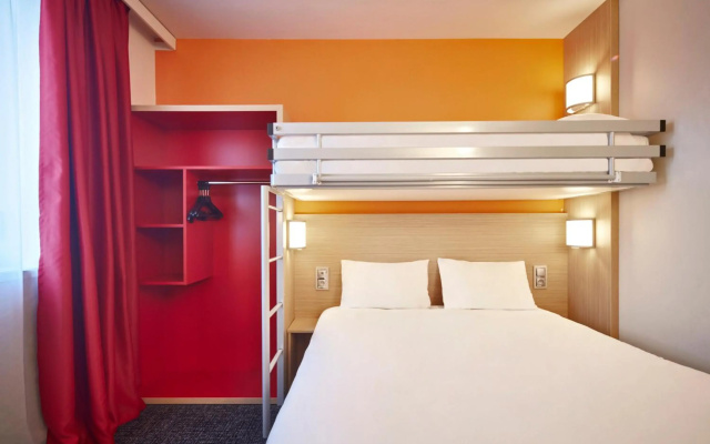 Kyriad ECO - Clermont Ferrand Estaing