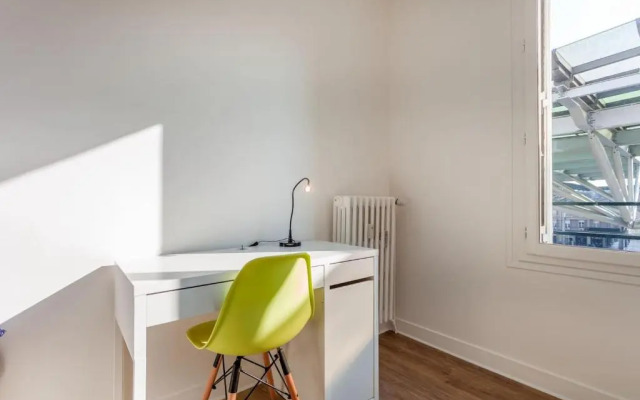 Grand appartement moderne à proximité de la gare
