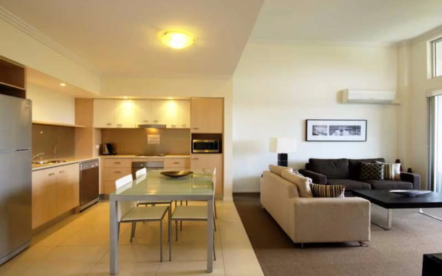 Chancellor Executive Apartments