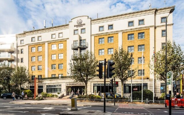 Отель Doubletree by Hilton Angel Kings Cross Лондон вид на фасад