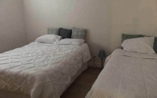 2Bed 2Bath Half Duplex Home