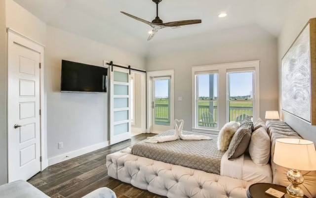 Skin and Bones by Ryson Vacation Rentals