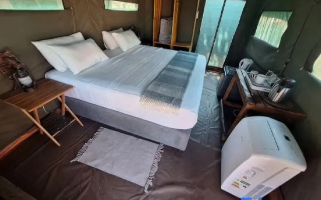 Riverscape Inn