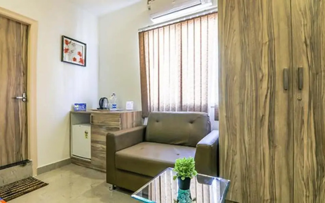 Vista Suites By FabHotel
