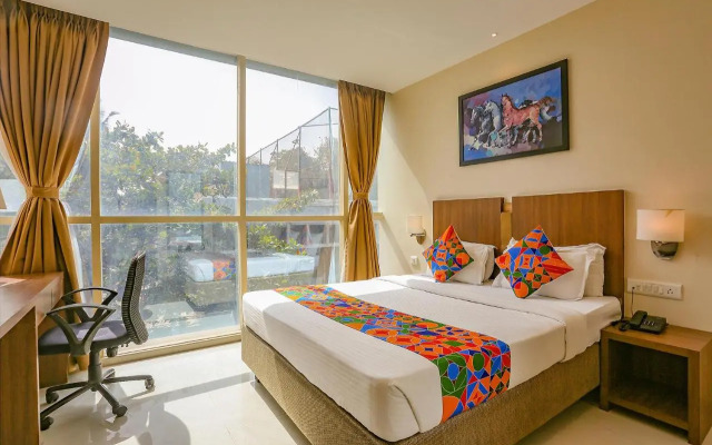 Fabhotel Royal International