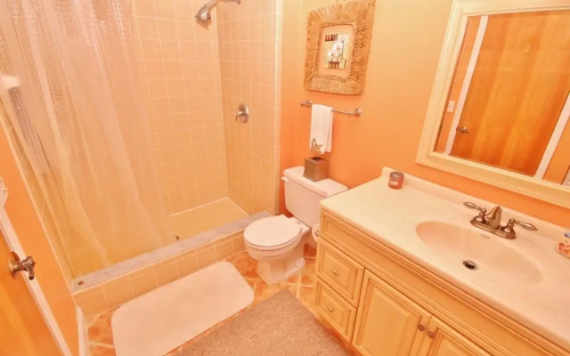 Oceanside Village E3 Apartment 2