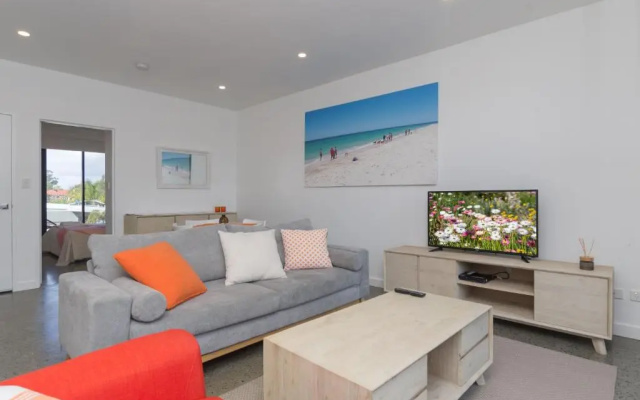 Sunset Place Apartments