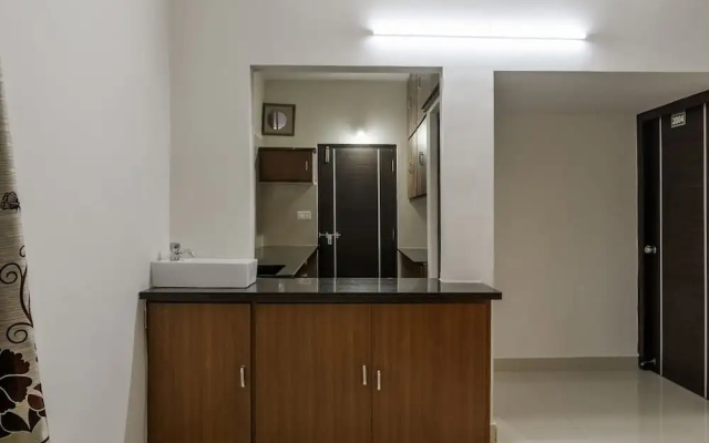 OYO 16469 Pramukh Hotels