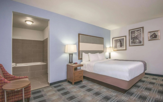 La Quinta Inn & Suites by Wyndham Guthrie