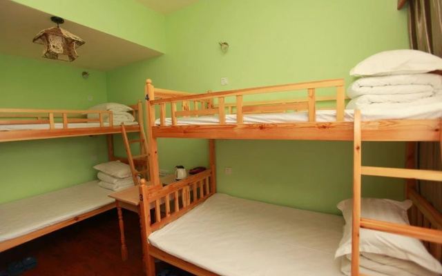 Chengdu Dcent Hostel