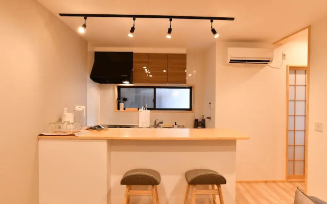 FL House Naniwachō