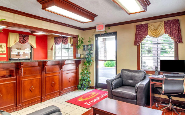 Econo Lodge Russellville