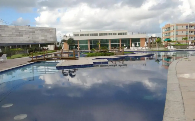 Flat de Luxo em Condomínio Clube