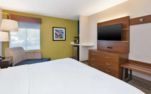 Holiday Inn Express Waldorf by IHG
