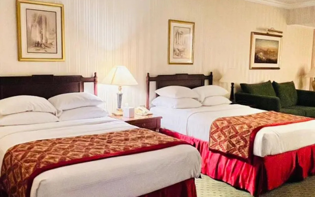 Отель Connaught Palace Hotel Dubai