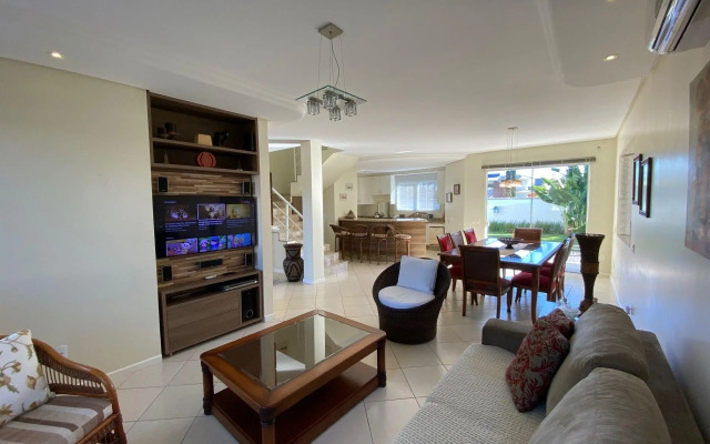 Casa 3 Suítes Jurere Internacional Florianópolis