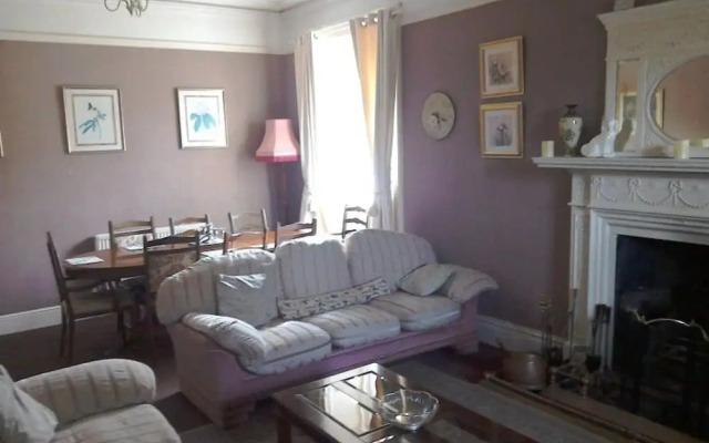Plas Dorothea