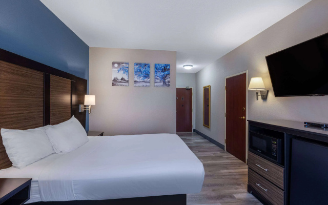 Baymont by Wyndham Kirksville University Area