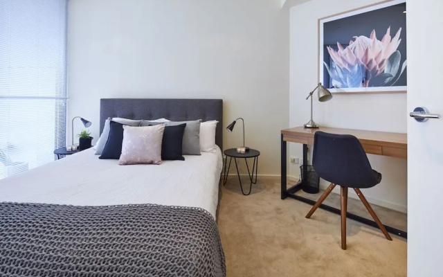 Penthouse Apartment in Melb CBD Perfect Location