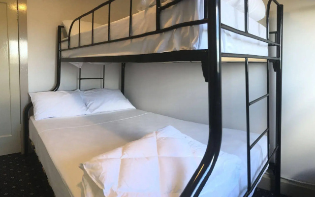 Rooms at Carboni's