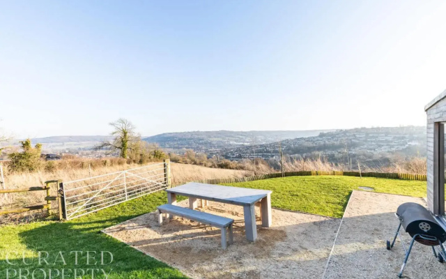 Stunning 5 Bedroom New Build With Amazing Views