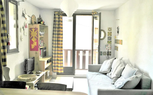 Apartment With one Bedroom in Aiguilles, With Wonderful Mountain View