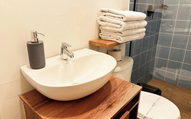 Niddo by Roots Rentals