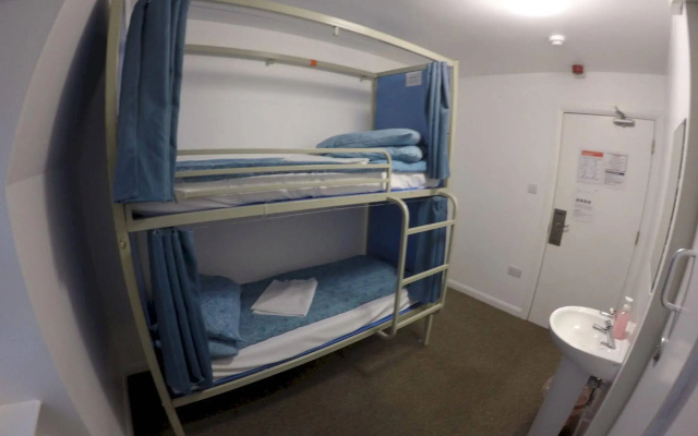 Smart Hyde Park Inn Hostel