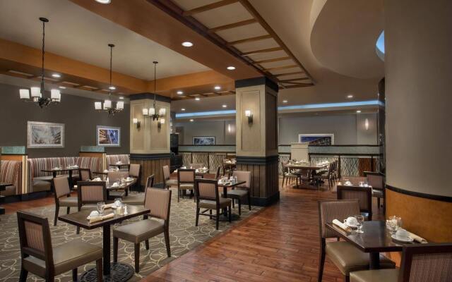 DoubleTree by Hilton Los Angeles - Norwalk 1