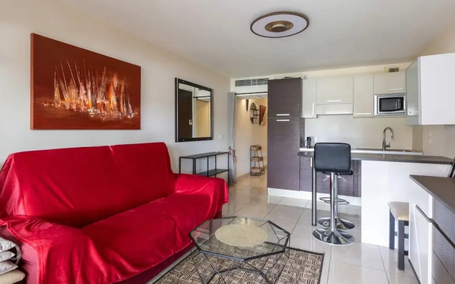 Apartment in Mandelieu-la-napoule