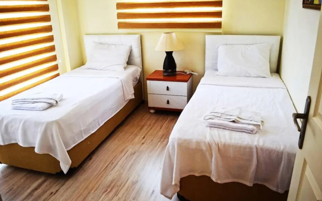 3 Bedroom Apartment Lake View 9 by Likya Global