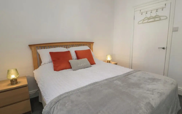 21 Taliesin Street
