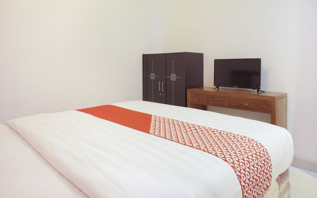 OYO 577 Ndalem Pundhi Guest House