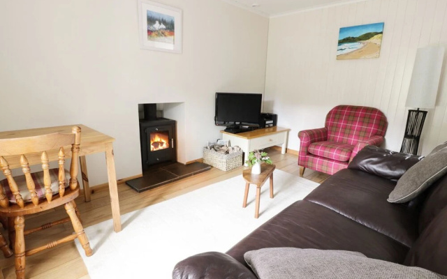 Cnocachanach Cottage