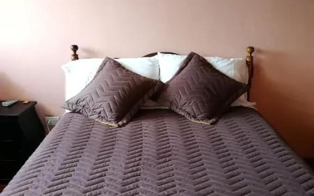 Chapelet Hostal