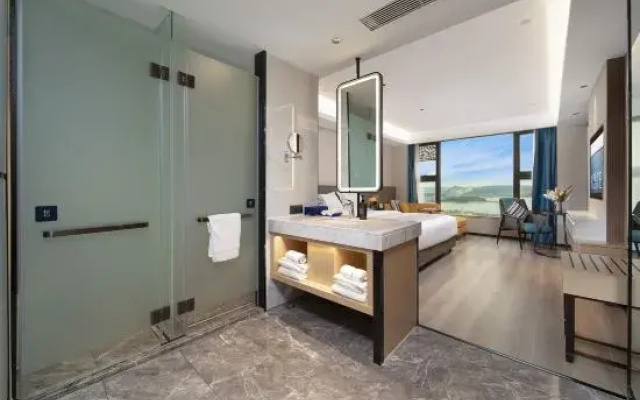 Yeste International Hotel (Fangchenggang Taohuawan Square)