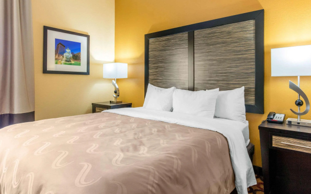 Quality Inn & Suites Montgomery East Carmichael Rd