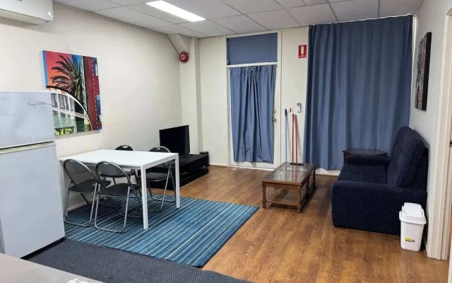 Metawise Charming Retreat at Huntingdale E4