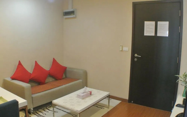 Diamond Sukhumvit by FIB