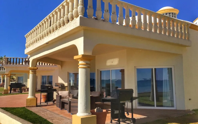 Villa 2 - 3 Br Home
