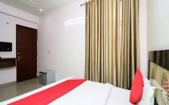 OYO 23412 Horizon Residency