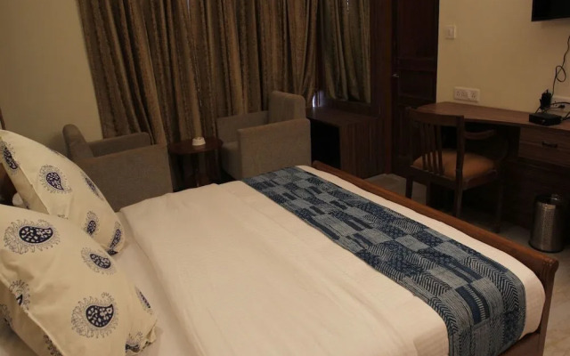 Urban Stays ( Lal Kothi )